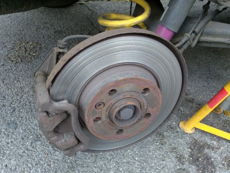 Brakes HOW TO Rear T4 Brakes. Pads & Discs VW Forum VZi, Europe's